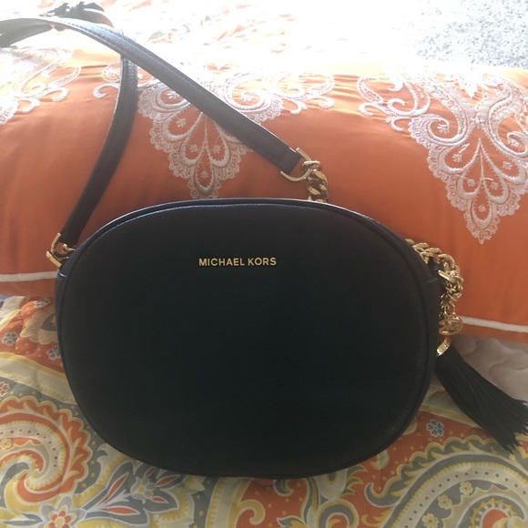 Michael Kors Handbags - Authentic..Michael Kors Ginny Medium Crossbody